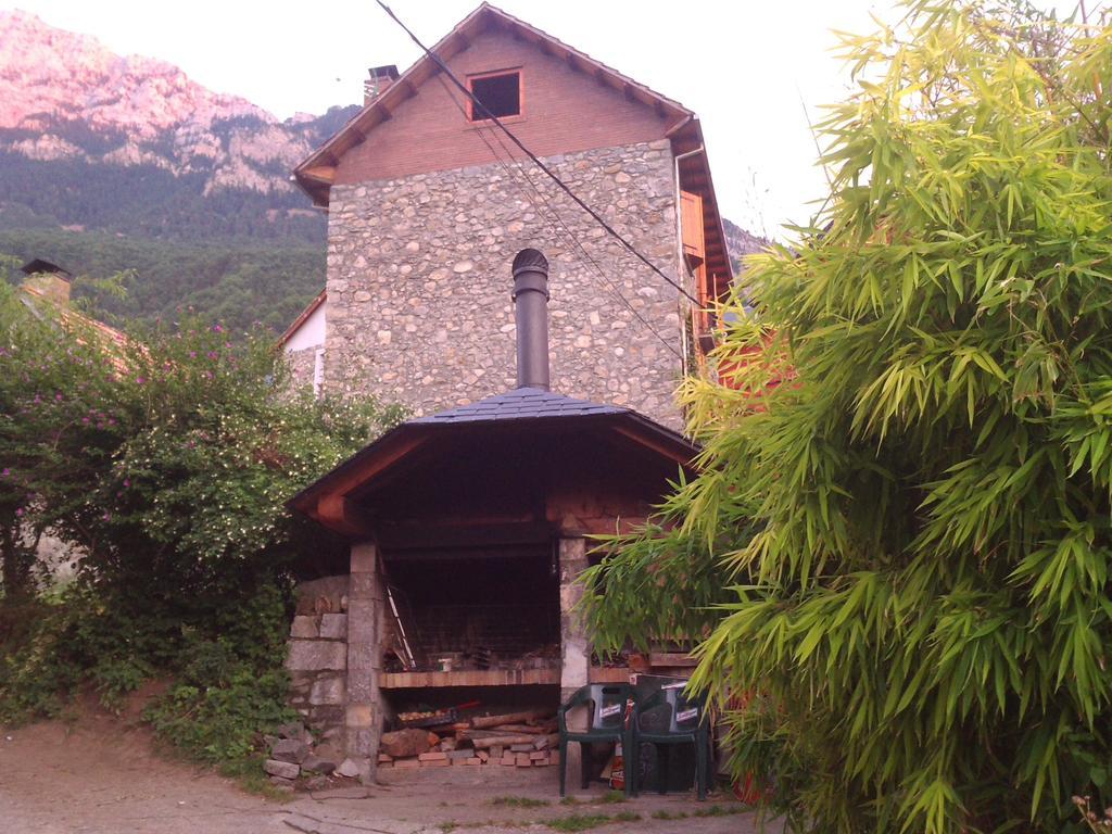 Pension Pallaruelo Saravillo Dış mekan fotoğraf