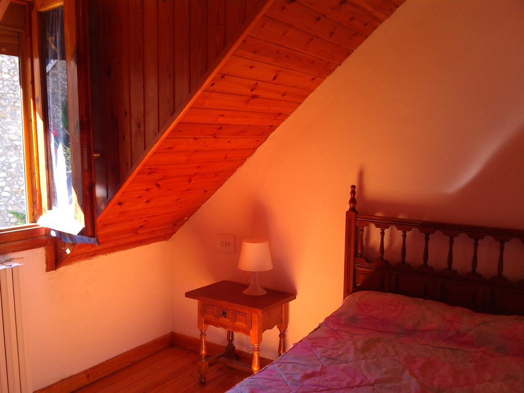 Pension Pallaruelo Saravillo Oda fotoğraf